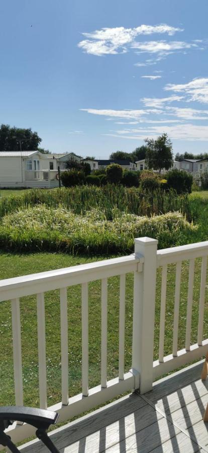 فيلا Manor Park Hunstanton Pets Go Free Linen Included المظهر الخارجي الصورة