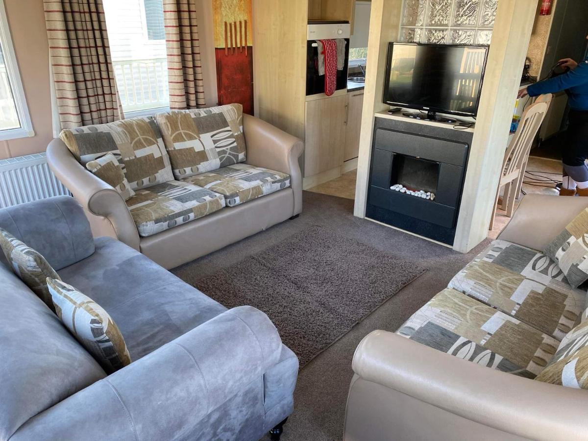 فيلا Manor Park Hunstanton Pets Go Free Linen Included المظهر الخارجي الصورة
